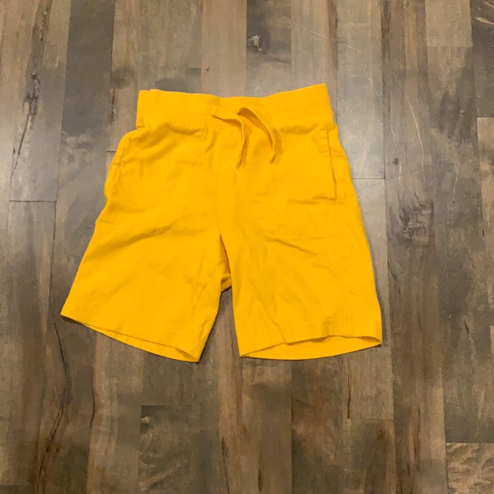 Gap Playtime Favorites gold shorts